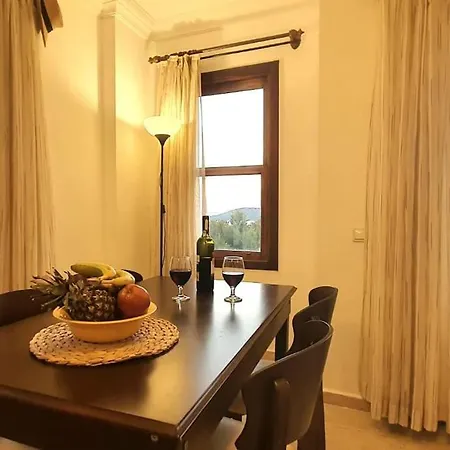 With View And Swimming Pool *
